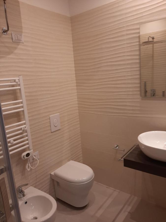 Urbanflat Salento Apartment เลชเช ภายนอก รูปภาพ