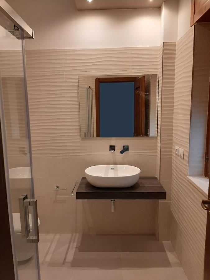 Urbanflat Salento Apartment เลชเช ภายนอก รูปภาพ