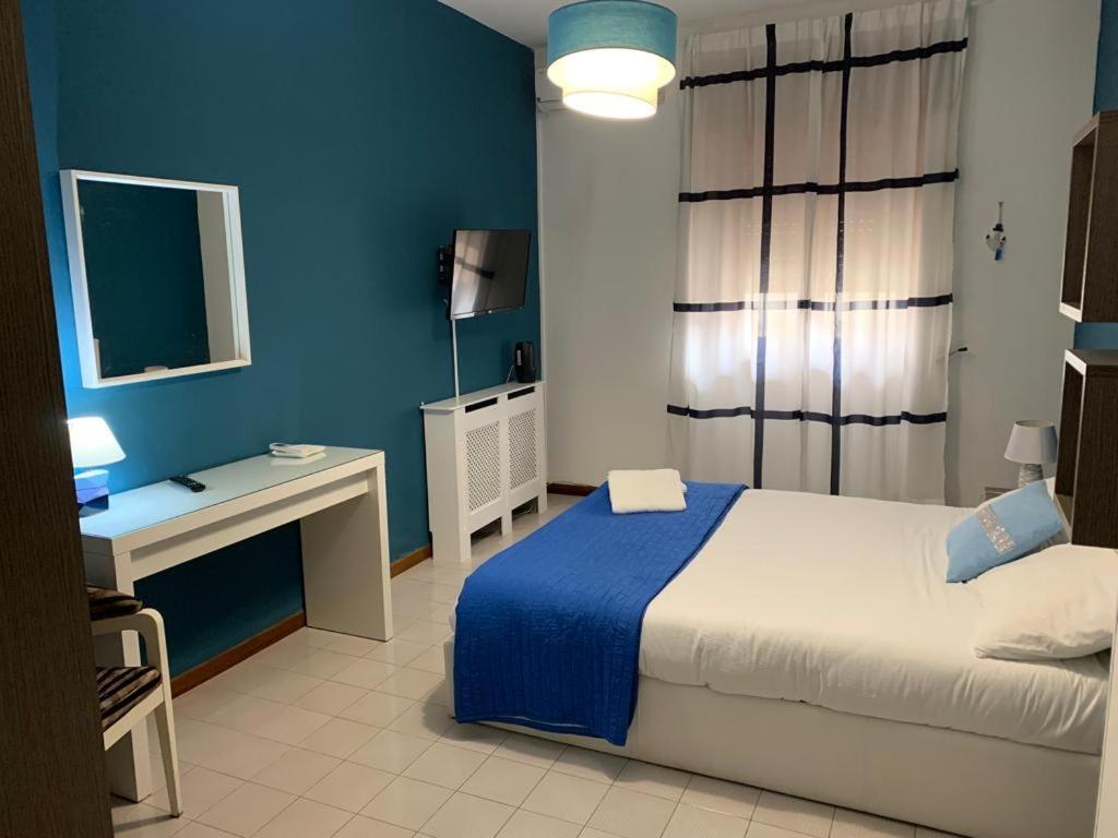 Urbanflat Salento Apartment เลชเช ภายนอก รูปภาพ